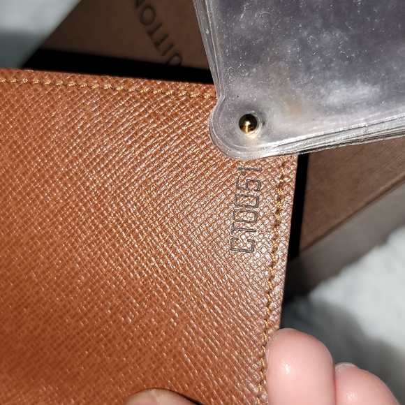 100% Original LOUIS VUITTON Monogram Card Holder Wallet - Picture 7 of 8